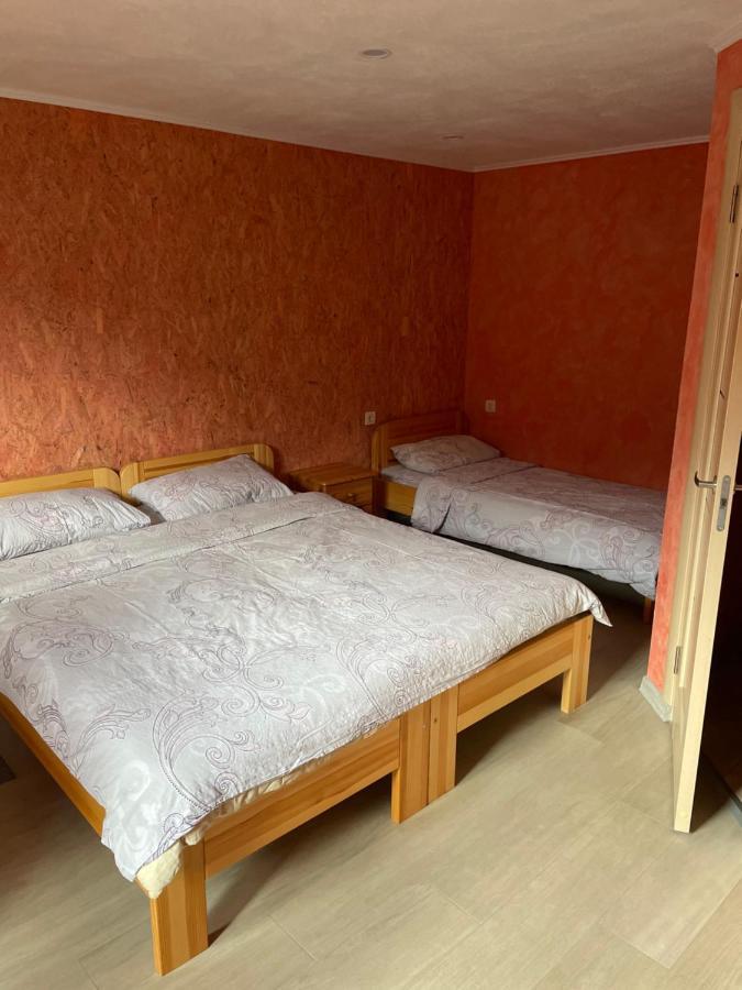 Pulkvedis Guest House فنتسبيلز المظهر الخارجي الصورة